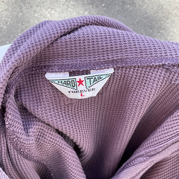 ♥️ HARD TAIL THERMAL TOP SIZE LARGE - Picture 6 of 6